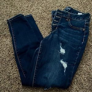Maurices high rise distressed jeggings-medium